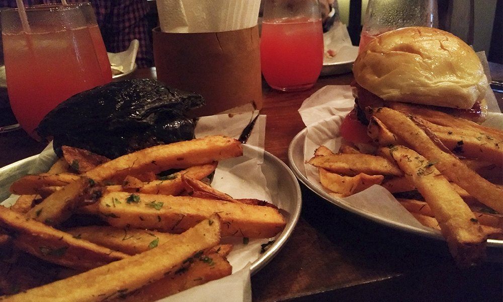 Rubia Mireya, un nuevo bar para disfrutar en Palermo