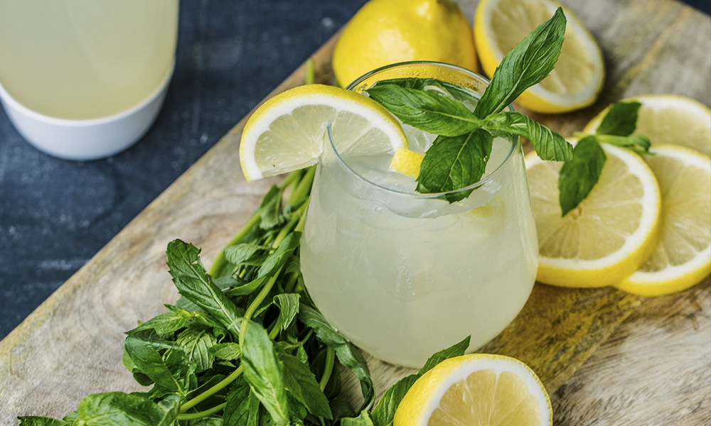 Soda con limón: conocé las propiedades de la estrella del verano