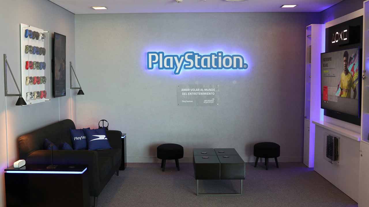 PlayStation abre su espacio gamer en el VIP de Aerolíneas Argentinas