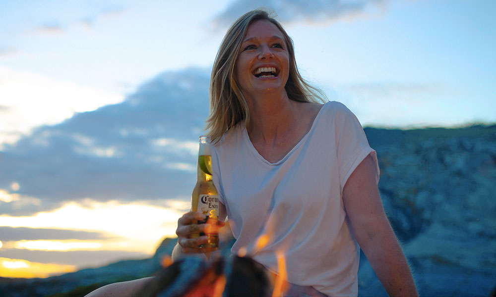 Corona lanza “Free Range Humans” y anuncia un fondo global para financiar consumidores que elijan vivir al aire libre